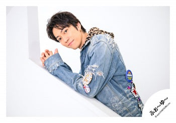【No.4U26-057】「4U. LIVE TOUR 2026 I♡YoU ~請多保重身體~」周邊商品花絮照