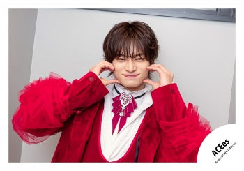 【No.ACE26-098】「ACEes Arena Tour 2026 “V”」周邊商品花絮照