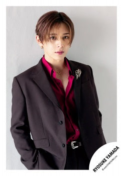 【No.HSJ26-411】「Ryosuke Yamada DOME TOUR 2026 Are You Red.Y?」周邊商品花絮照