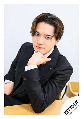 【No.KEY25-057】「KEY TO LIT Arena Tour 2025 WAKE UP THE FOOL」周邊商品花絮照