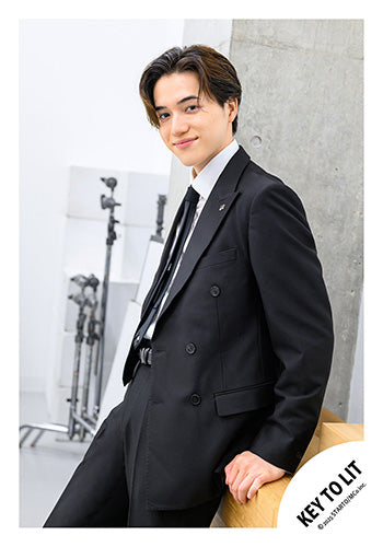 【No.KEY25-061】「KEY TO LIT Arena Tour 2025 WAKE UP THE FOOL」周邊商品花絮照