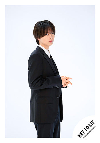 【No.KEY25-076】「KEY TO LIT Arena Tour 2025 WAKE UP THE FOOL」周邊商品花絮照