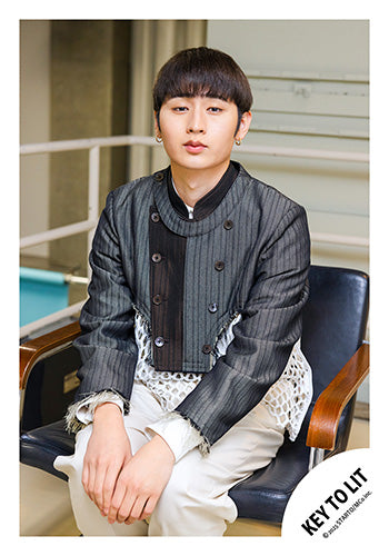 【No.KEY25-102】「KEY TO LIT Arena Tour 2025 WAKE UP THE FOOL」周邊商品花絮照