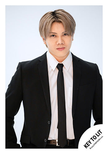 【No.KEY25-110】「KEY TO LIT Arena Tour 2025 WAKE UP THE FOOL」周邊商品花絮照