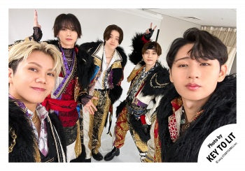 【No.KEY25-159】KEY TO LIT 原創自拍照