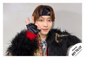 【No.KEY25-175】KEY TO LIT 原創自拍照