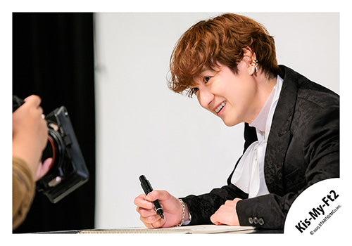 【No.KMF25-041】單曲「Curtain call」MV&封面照&特典影片花絮照