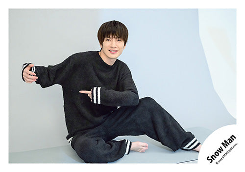 【No.SM24-1013】「Snow Man Dome Tour 2024 RAYS」周邊商品花絮照