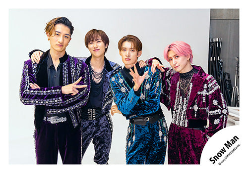 【No.SM25-404】「Snow Man 1st Stadium Live Snow World」周邊商品花絮照