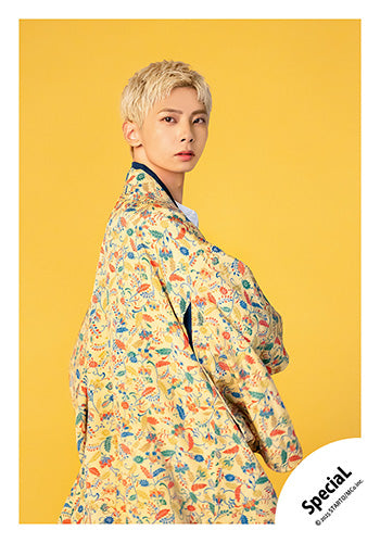 【No.SP25-074】「SpeciaL LIVE 2025 4ever SpeciaL」周邊商品花絮照