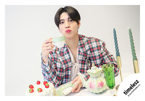 【No.TSZ25-421】「We're timelesz LIVE TOUR 2025 episode 1 〜FAM〜」周邊商品花絮照