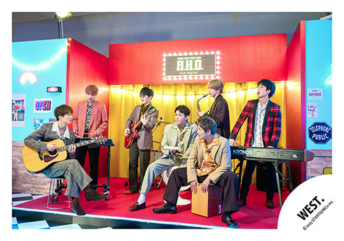 【No.WES25-212】「WEST. LIVE TOUR 2025 A.H.O. -Audio Hang Out-」周邊商品花絮照