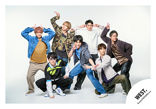 【No.WES25-213】「WEST. LIVE TOUR 2025 A.H.O. -Audio Hang Out-」周邊商品花絮照