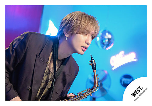 【No.WES25-267】「WEST. LIVE TOUR 2025 A.H.O. -Audio Hang Out-」周邊商品花絮照