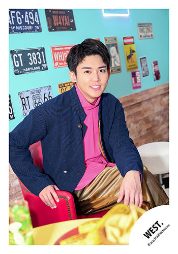 【No.WES25-288】「WEST. LIVE TOUR 2025 A.H.O. -Audio Hang Out-」周邊商品花絮照