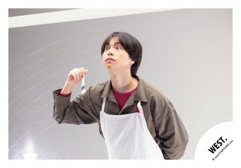【No.WES26-199】「WEST. LIVE TOUR 2026 唯一無二」周邊商品花絮照