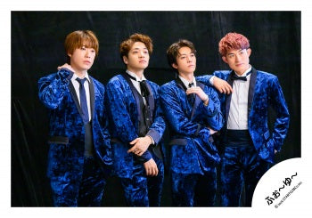 【No.4U26-032】「4U. LIVE TOUR 2026 I♡YoU ～請多保重身體～」周邊商品花絮照