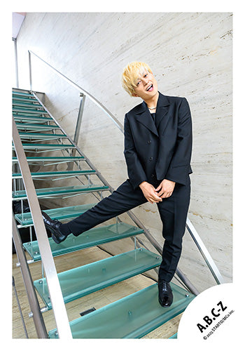 【No.ABC25-099】EP「ROMANTIC!」MV&封面花絮照