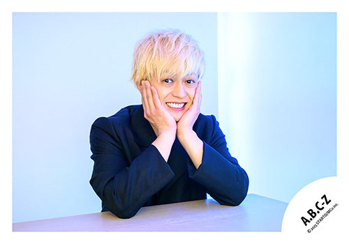 【No.ABC25-107】EP「ROMANTIC!」MV&封面花絮照