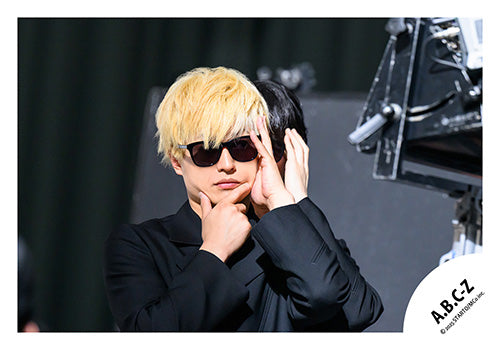 【No.ABC25-112】EP「ROMANTIC!」MV&封面花絮照