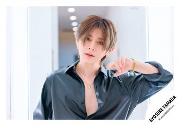 【No.HSJ26-282】山田涼介 專輯「Are You Red.Y?」MV & 封面花絮照