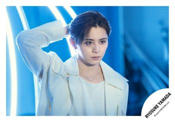 【No.HSJ26-415】「Ryosuke Yamada DOME TOUR 2026 Are You Red.Y?」周邊商品花絮照
