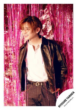 【No.HSJ26-424】「Ryosuke Yamada DOME TOUR 2026 Are You Red.Y?」周邊商品花絮照