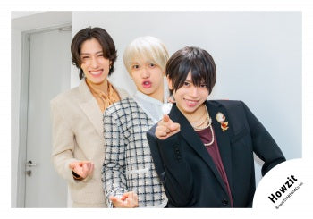 【No.HWZ26-049】「Howzit 1st LIVE 2026 NICE TO ME YOU」周邊商品花絮照
