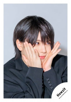 【No.HWZ26-051】「Howzit 1st LIVE 2026 NICE TO ME YOU」周邊商品花絮照