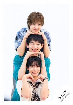 【No.JR26-1380】「Three」周邊商品花絮照