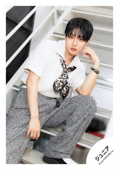 【No.JR26-1418】「Three」周邊商品花絮照