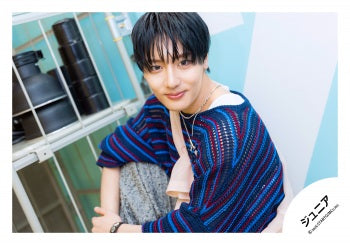 【No.JR26-1420】「Three」周邊商品花絮照