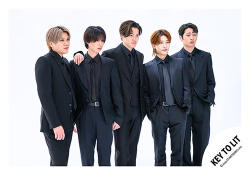 【No.KEY25-040】「KEY TO LIT Arena Tour 2025 WAKE UP THE FOOL」周邊商品花絮照