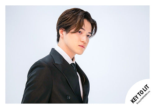 【No.KEY25-055】「KEY TO LIT Arena Tour 2025 WAKE UP THE FOOL」周邊商品花絮照