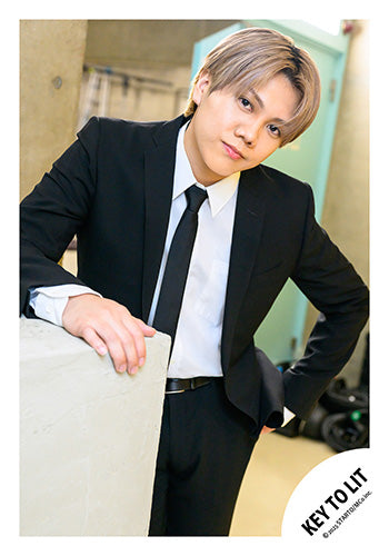 【No.KEY25-116】「KEY TO LIT Arena Tour 2025 WAKE UP THE FOOL」周邊商品花絮照