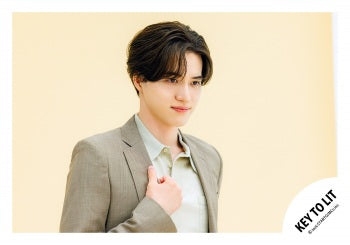 【No.KEY26-105】「KEY TO LIT Arena Tour 2026 NEO CLASSICS」周邊商品花絮照
