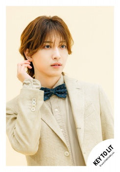 【No.KEY26-122】「KEY TO LIT Arena Tour 2026 NEO CLASSICS」周邊商品花絮照