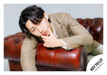 【No.KEY26-127】「KEY TO LIT Arena Tour 2026 NEO CLASSICS」周邊商品花絮照