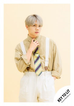 【No.KEY26-143】「KEY TO LIT Arena Tour 2026 NEO CLASSICS」周邊商品花絮照