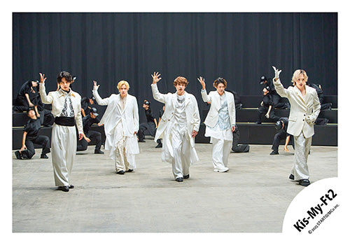 【No.KMF25-005】單曲「Curtain call」MV&封面照＆特典影片花絮照