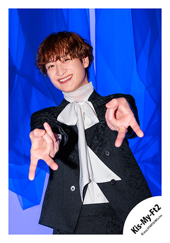 【No.KMF25-053】單曲「Curtain call」MV&封面照＆特典影片花絮照