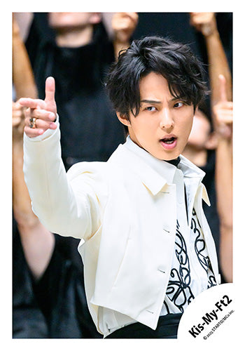 【No.KMF25-079】單曲「Curtain call」MV&封面照＆特典影片花絮照