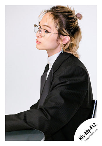 【No.KMF25-108】單曲「Curtain call」MV&封面照＆特典影片花絮照