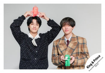 【No.KP26-020】「King & Prince DOME TOUR 2026 STARRING」周邊商品花絮照