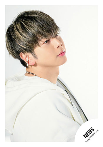 【No.NWS25-169】「NEWS LIVE TOUR 2025 變身」周邊商品花絮照