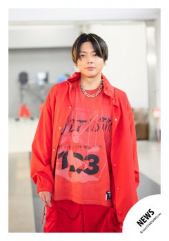 【No.NWS26-227】「NEWS LIVE TOUR 2026 /// KMK」周邊商品花絮照
