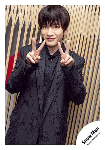 【No.SM24-1006】「Snow Man Dome Tour 2024 RAYS」周邊商品花絮照