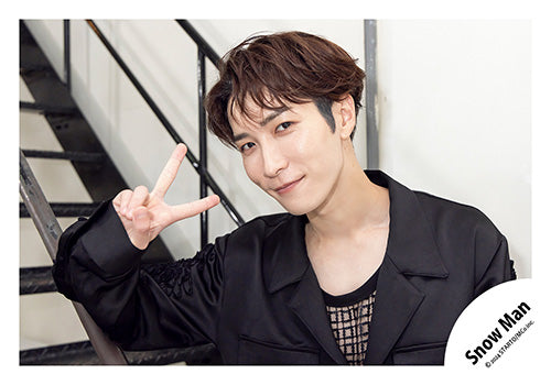 【No.SM24-1050】「Snow Man Dome Tour 2024 RAYS」周邊商品花絮照