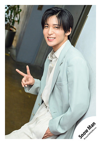 【No.SM24-1096】「Snow Man Dome Tour 2024 RAYS」周邊商品花絮照