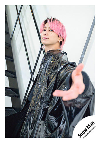 【No.SM24-1135】「Snow Man Dome Tour 2024 RAYS」周邊商品花絮照